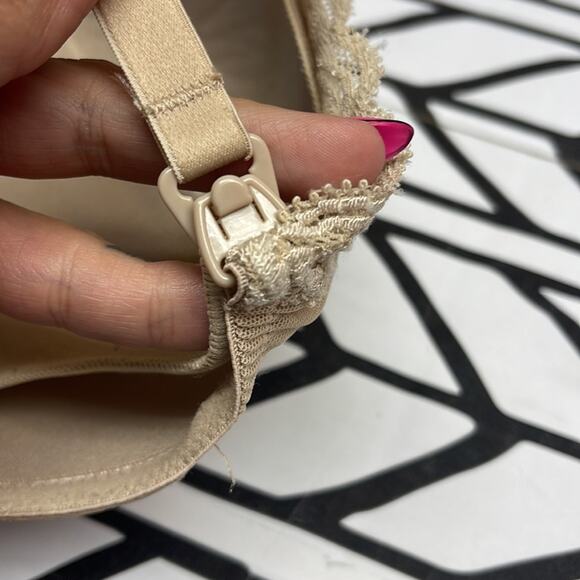 Natori Maternity Bra lightly lined underwire nude in size 38DDD - Picture 4 of 4